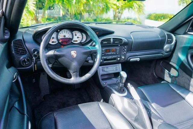 2002 Porsche 996 Carrera - Image 2 of 31