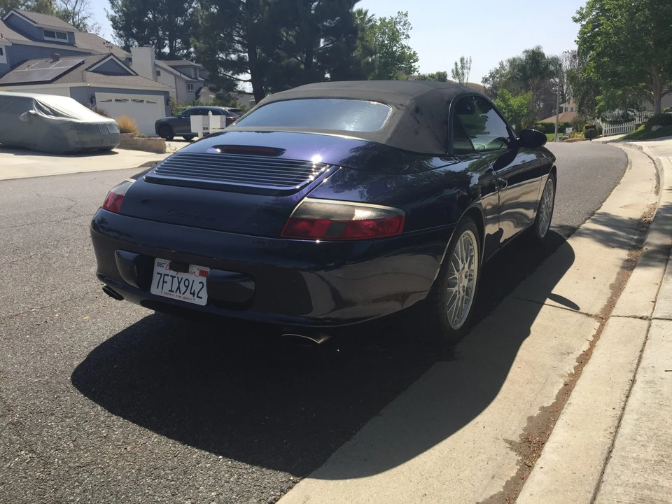2002 Porsche 996 Carrera - Image 9 of 31