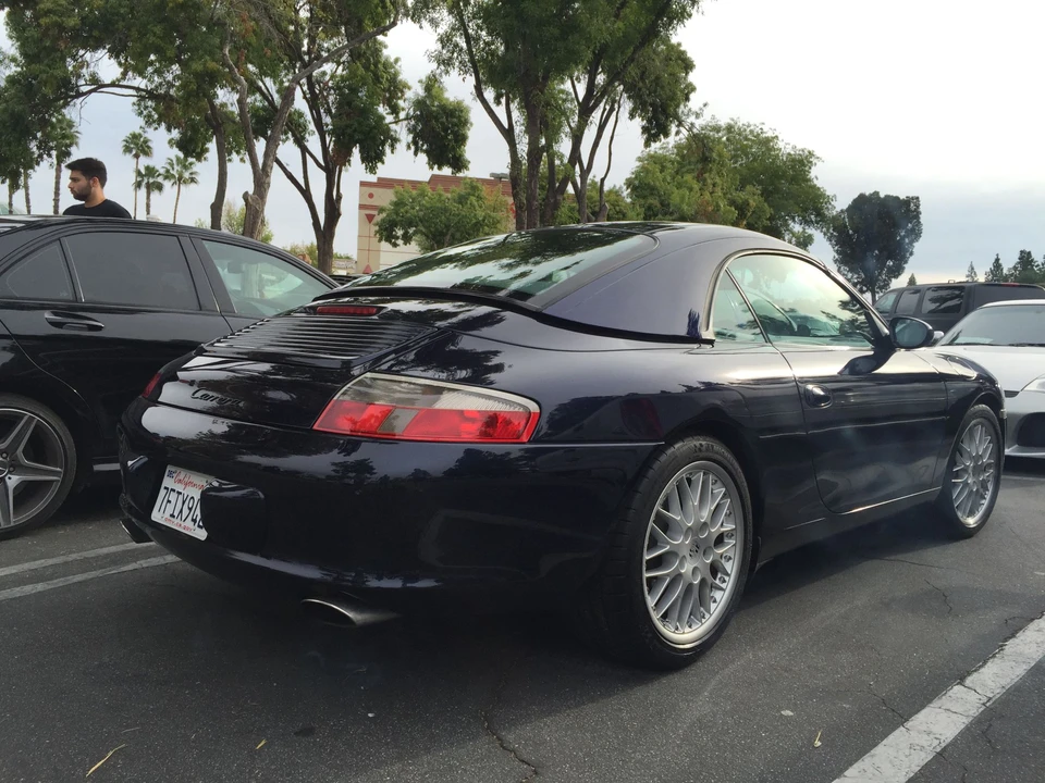 2002 Porsche 996 Carrera - Image 10 of 31