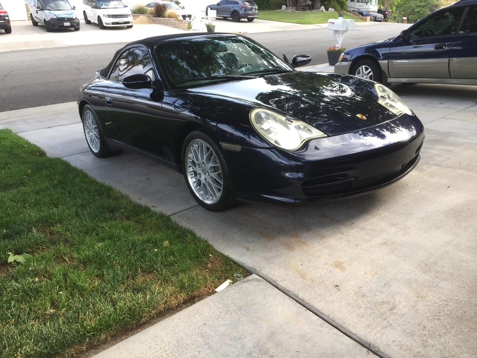 2002 Porsche 996 Carrera - Image 2 of 31