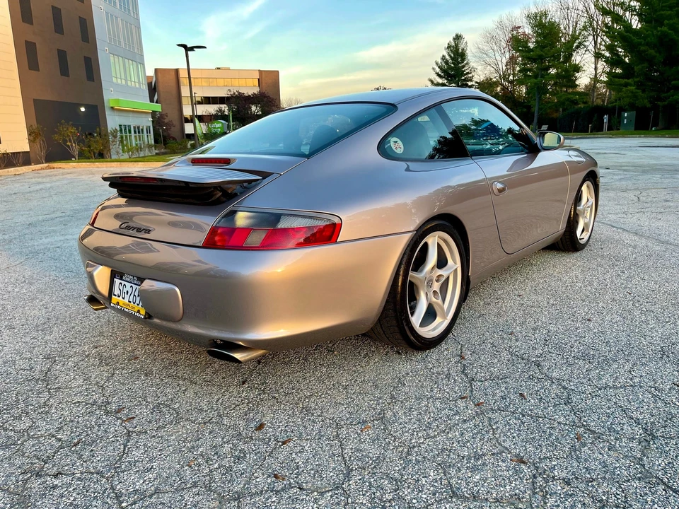 2002 Porsche 996 Carrera - Image 5 of 28