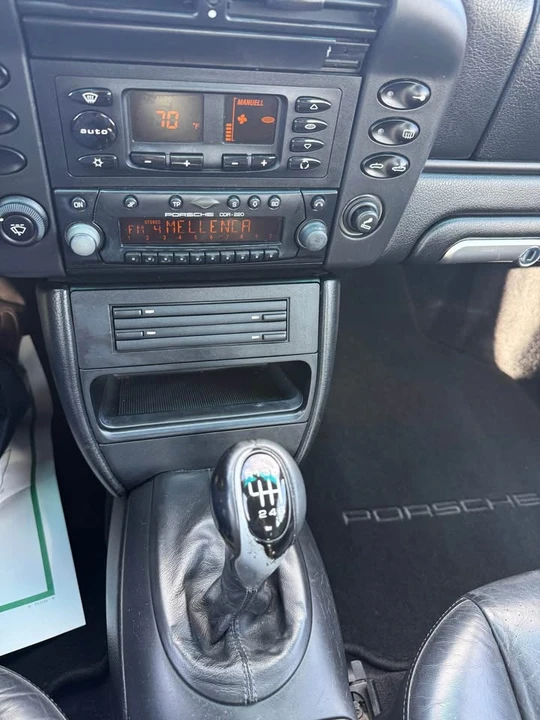 2002 Porsche 996 Carrera - Image 9 of 10