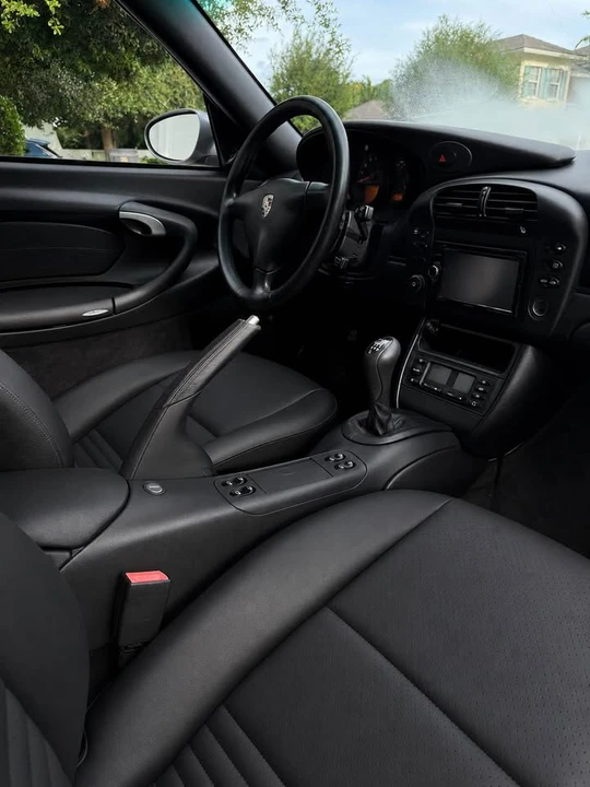 2002 Porsche 996 Carrera - Image 14 of 19