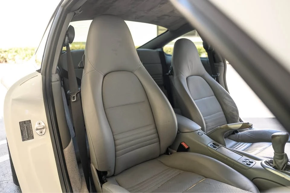 2002 Porsche 996 Carrera - Image 13 of 17