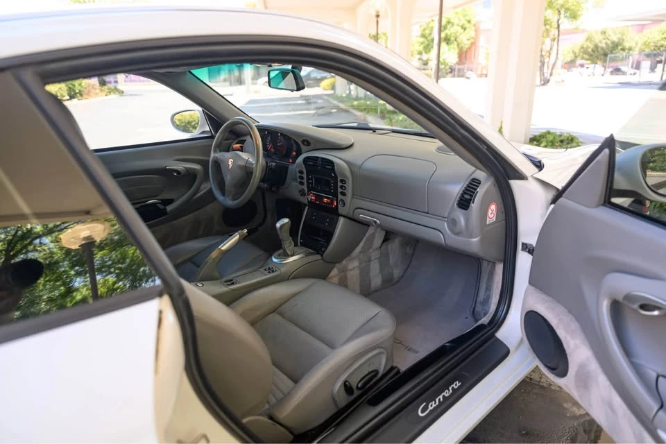 2002 Porsche 996 Carrera - Image 14 of 17