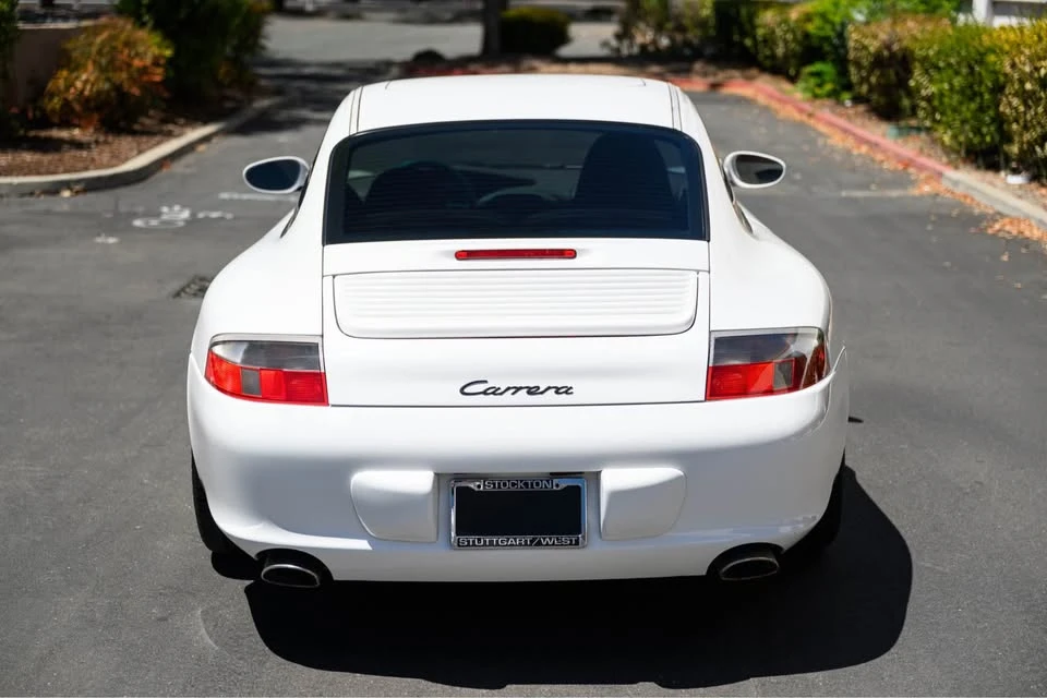 2002 Porsche 996 Carrera - Image 9 of 17
