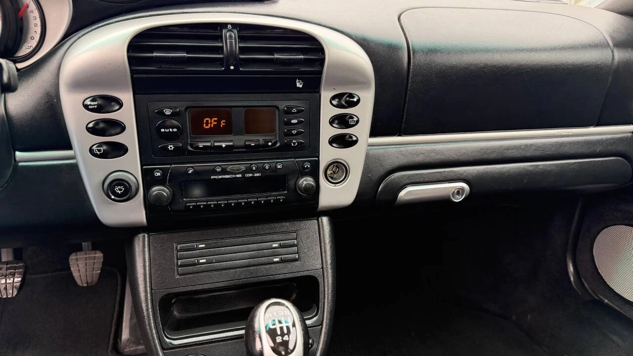 2002 Porsche 996 Carrera - Image 17 of 21