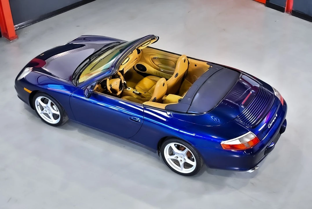 2002 Porsche 996 Carrera 4 - Image 24 of 30