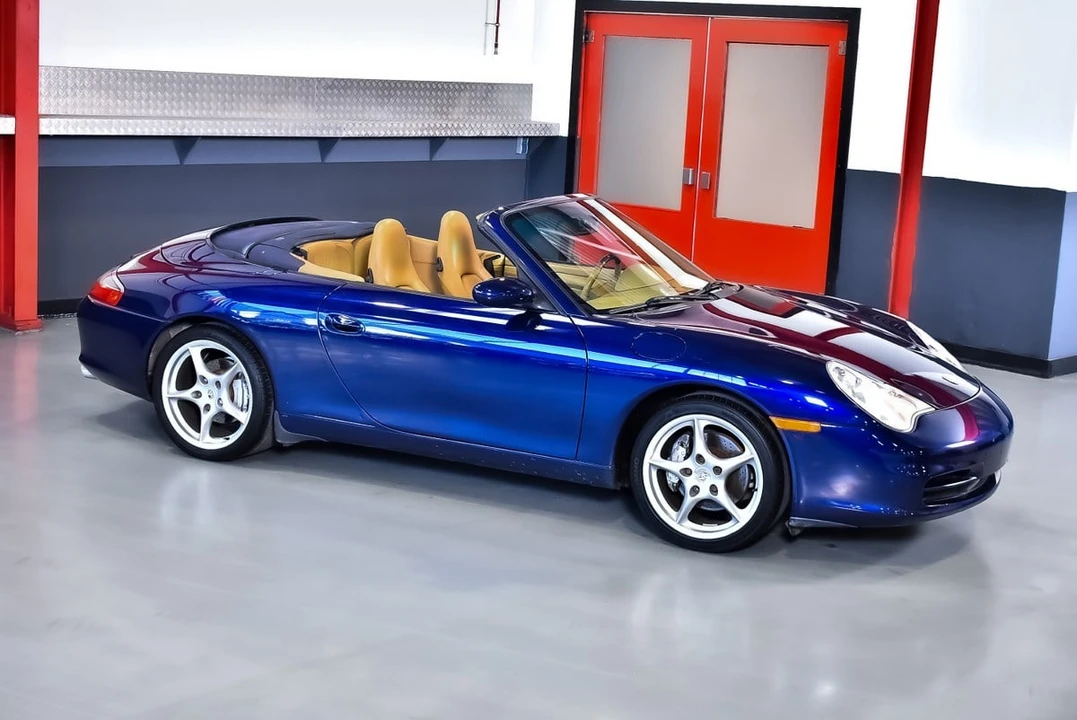 2002 Porsche 996 Carrera 4 - Image 8 of 30