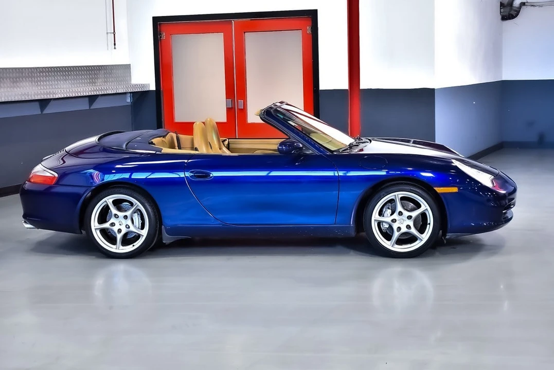 2002 Porsche 996 Carrera 4 - Image 6 of 30