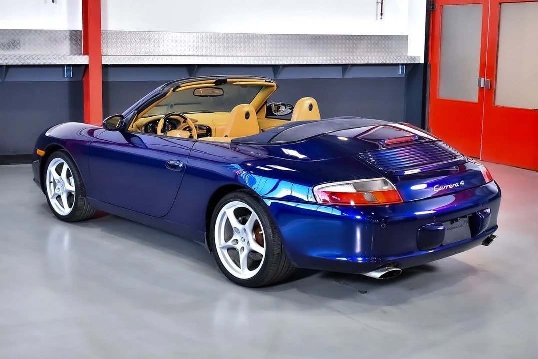 2002 Porsche 996 Carrera 4 - Image 17 of 30