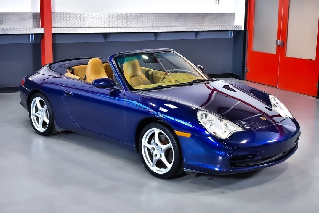 2002 Porsche 996 Carrera 4 - Image 10 of 30