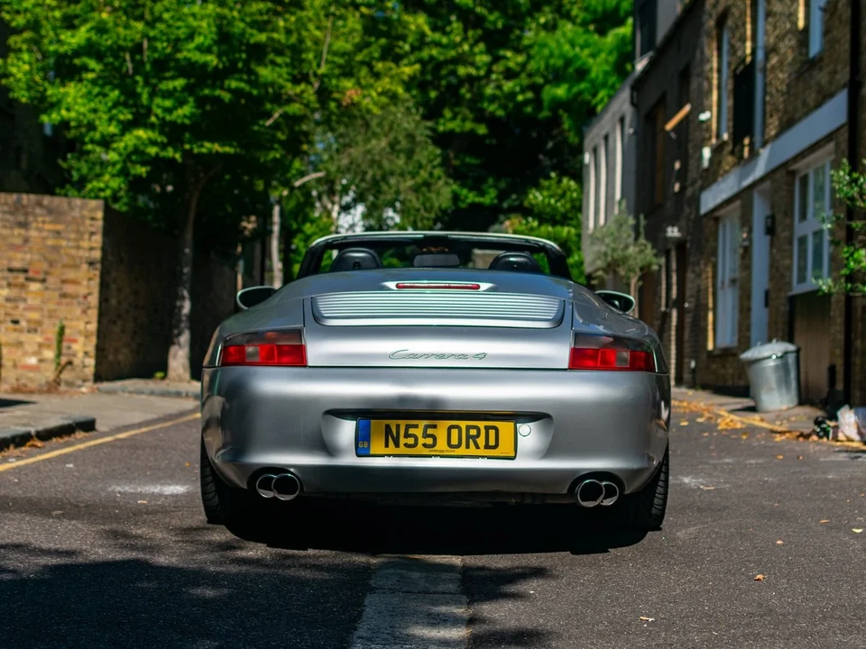 2002 Porsche 996 Carrera 4 - Image 4 of 31