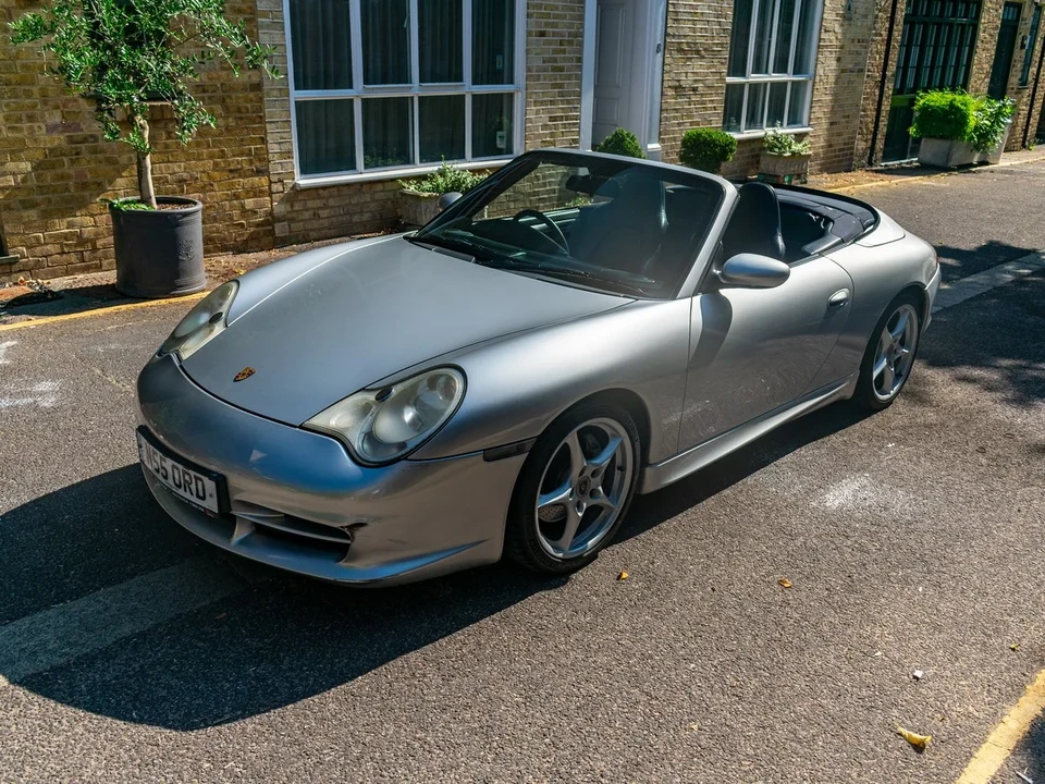 2002 Porsche 996 Carrera 4 - Image 20 of 31