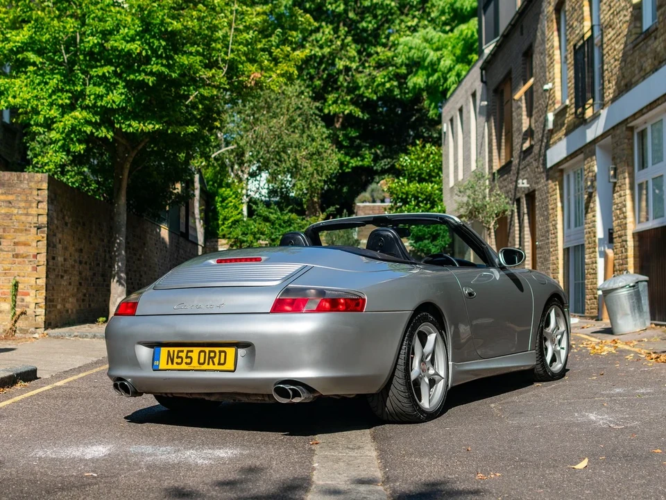2002 Porsche 996 Carrera 4 - Image 23 of 31