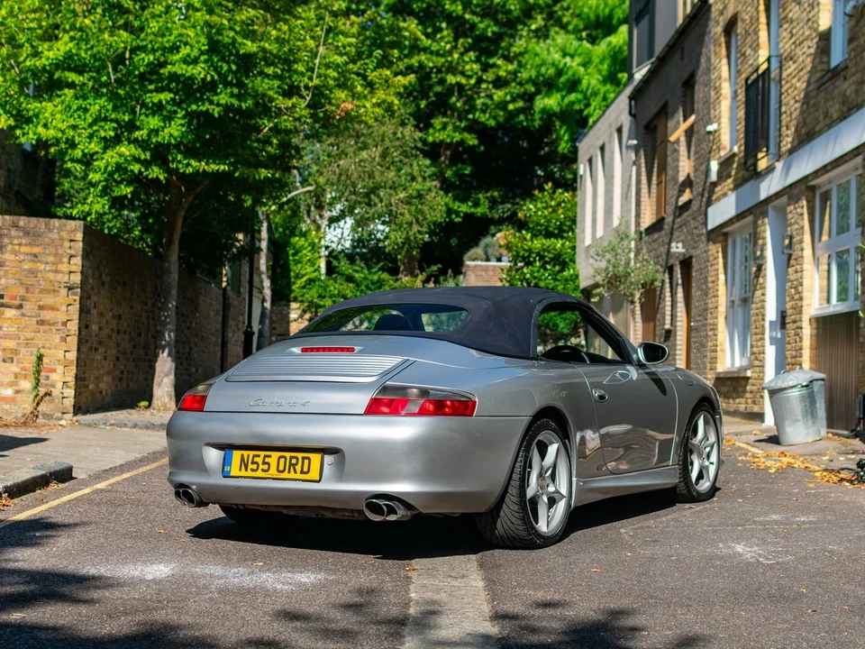 2002 Porsche 996 Carrera 4 - Image 5 of 31