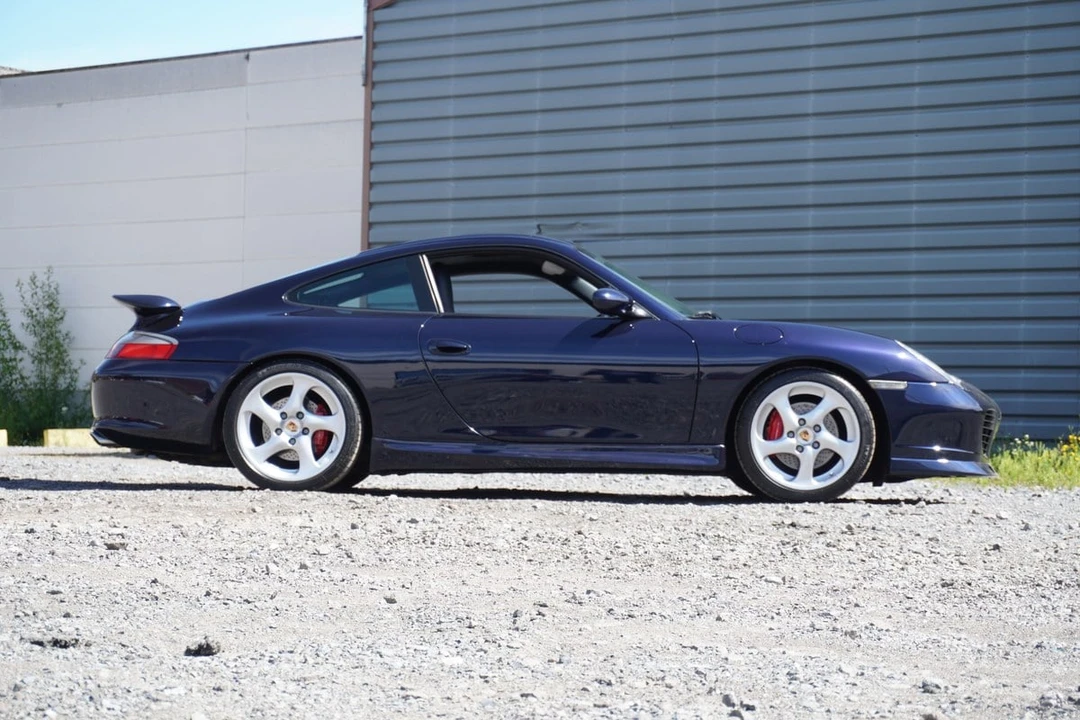 2002 Porsche 996 Carrera 4 - Image 7 of 30