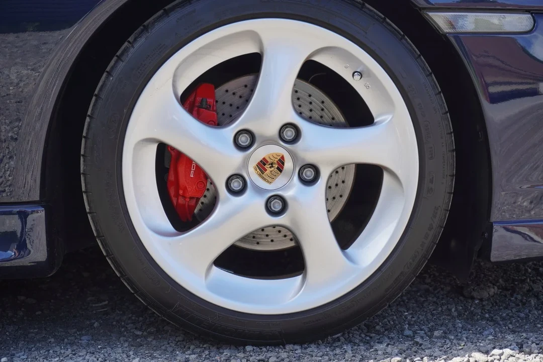 2002 Porsche 996 Carrera 4 - Image 13 of 31