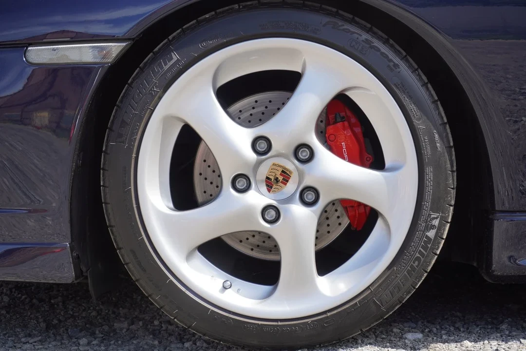 2002 Porsche 996 Carrera 4 - Image 11 of 31