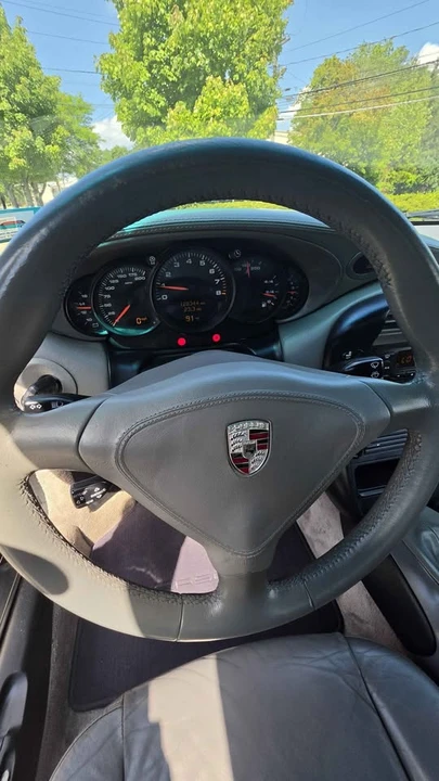 2002 Porsche 996 Carrera 4 - Image 12 of 20