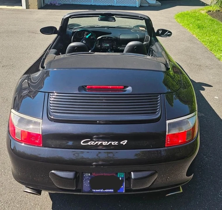 2002 Porsche 996 Carrera 4 - Image 5 of 10