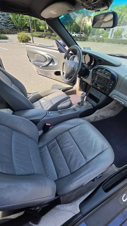 2002 Porsche 996 Carrera 4 - Image 17 of 20
