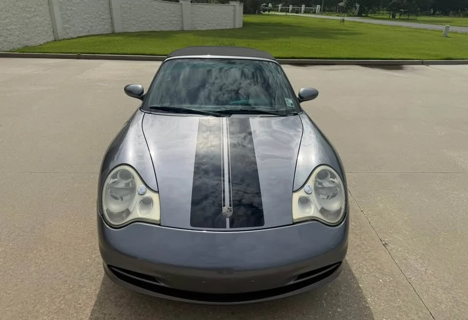 2002 Porsche 996 Carrera 4 - Image 8 of 20