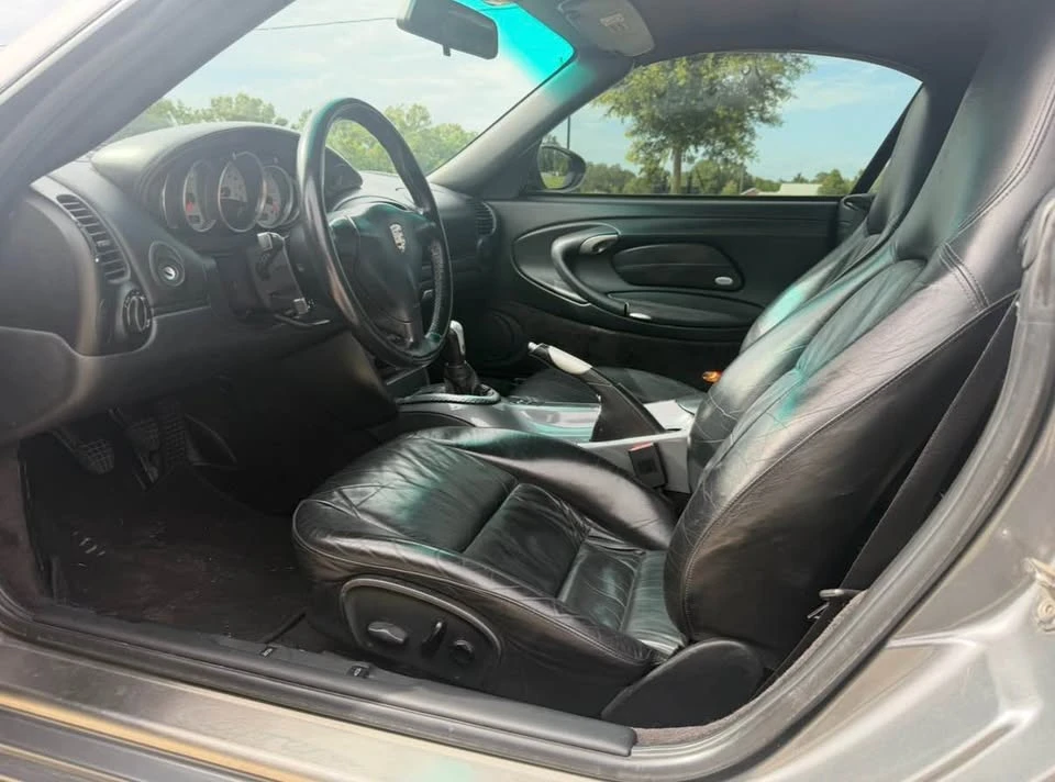 2002 Porsche 996 Carrera 4 - Image 14 of 20