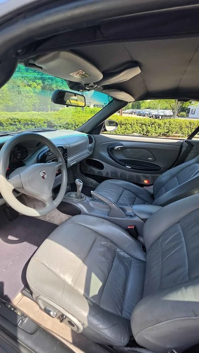 2002 Porsche 996 Carrera 4 - Image 11 of 20