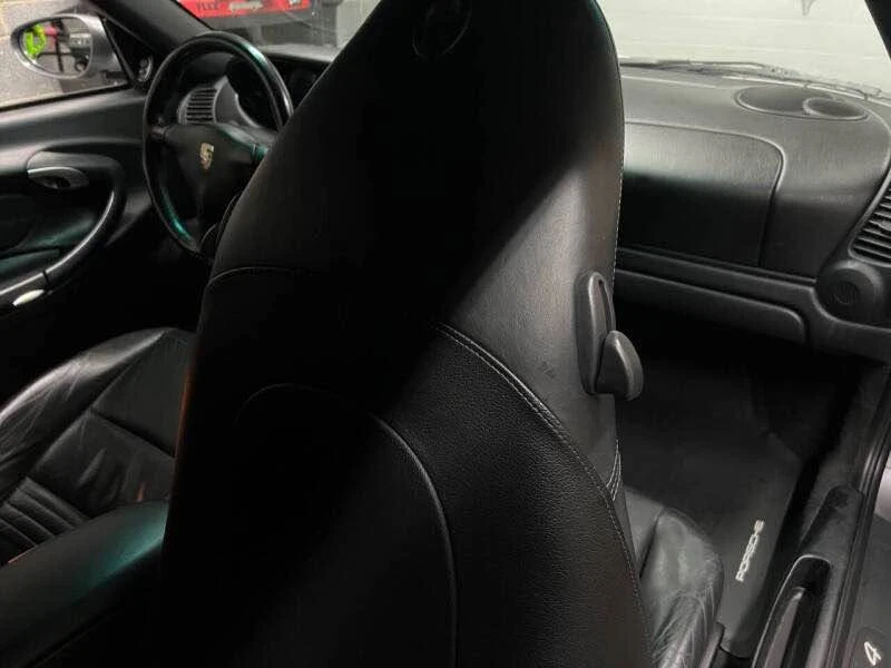 2002 Porsche 996 Carrera 4 - Image 10 of 20