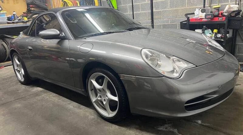 2002 Porsche 996 Carrera 4 - Image 2 of 20