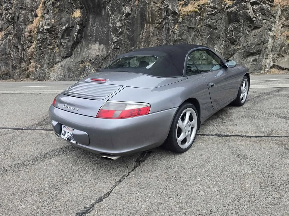 2002 Porsche 996 Carrera 4 - Image 8 of 20