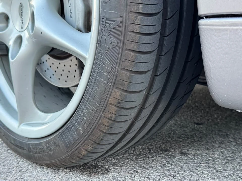 2002 Porsche 996 Carrera 4 - Image 7 of 20