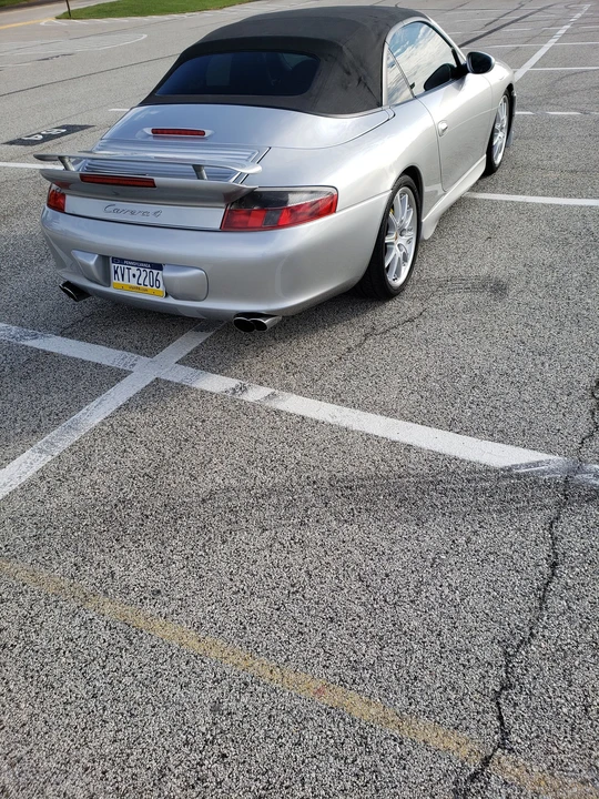 2002 Porsche 996 Carrera 4 - Image 4 of 17
