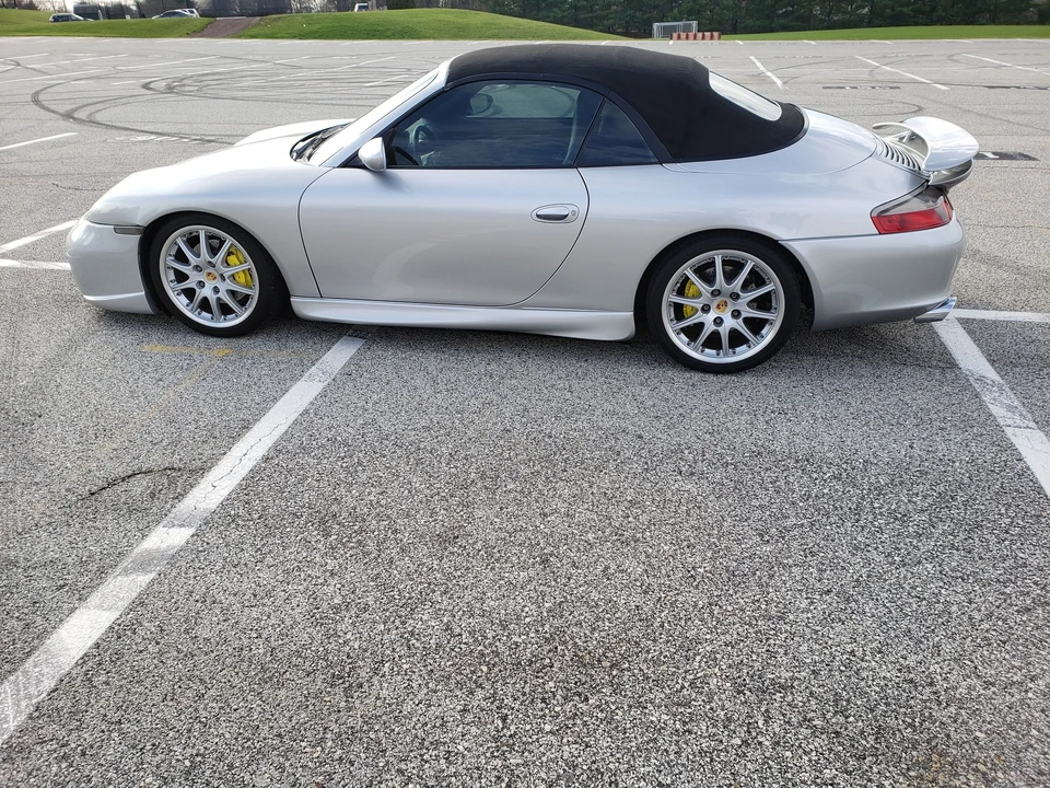2002 Porsche 996 Carrera 4 - Image 6 of 17