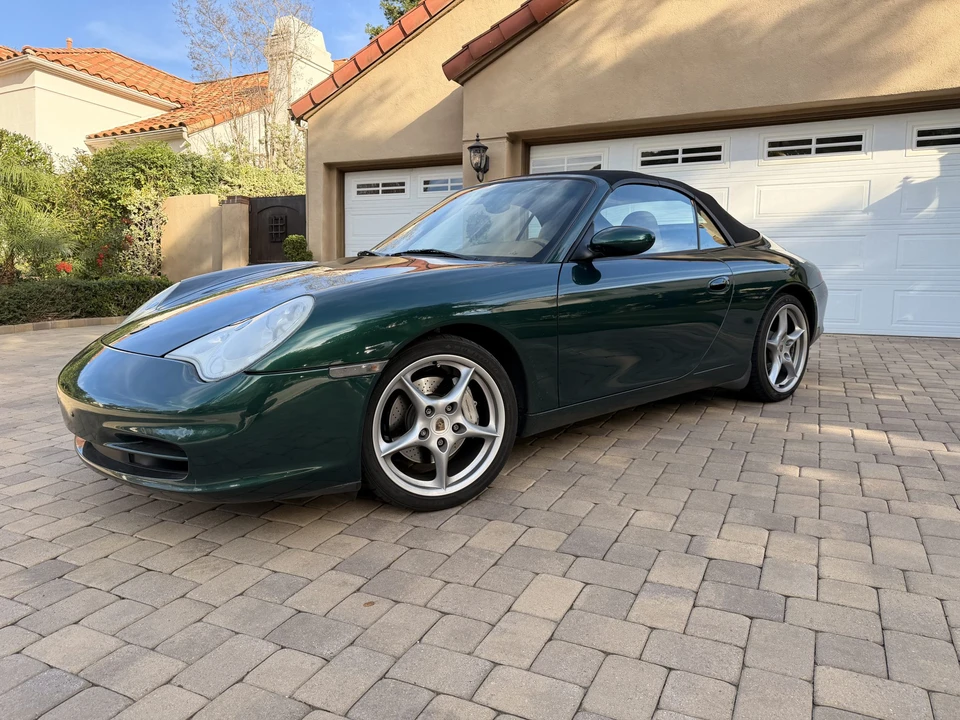 2002 Porsche 996 Carrera 4 - Image 11 of 31