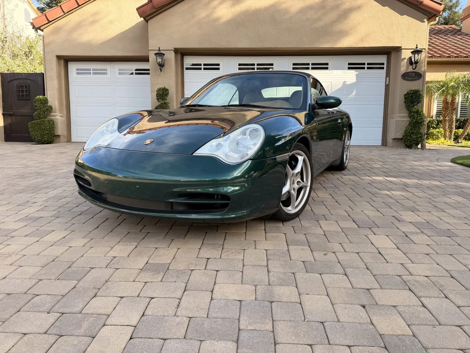 2002 Porsche 996 Carrera 4 - Image 12 of 31