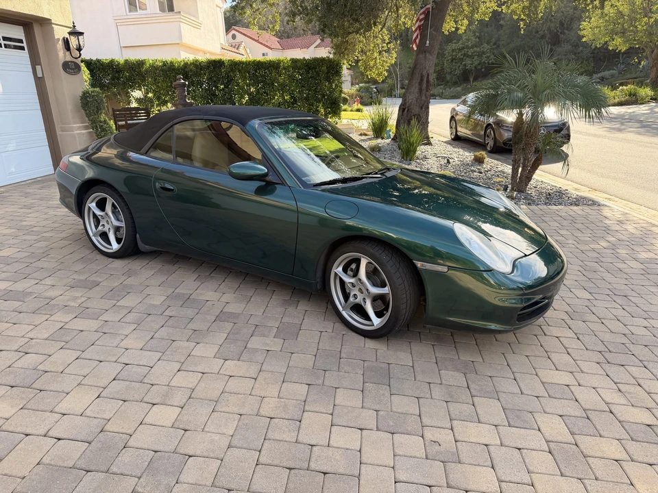 2002 Porsche 996 Carrera 4 - Image 15 of 31