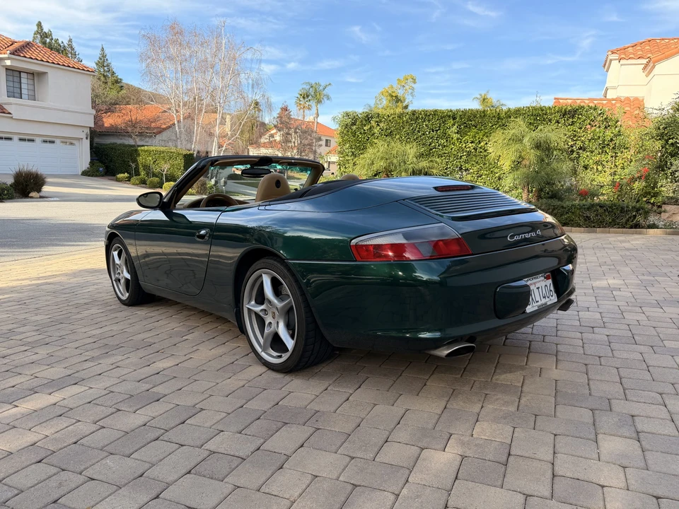 2002 Porsche 996 Carrera 4 - Image 8 of 31