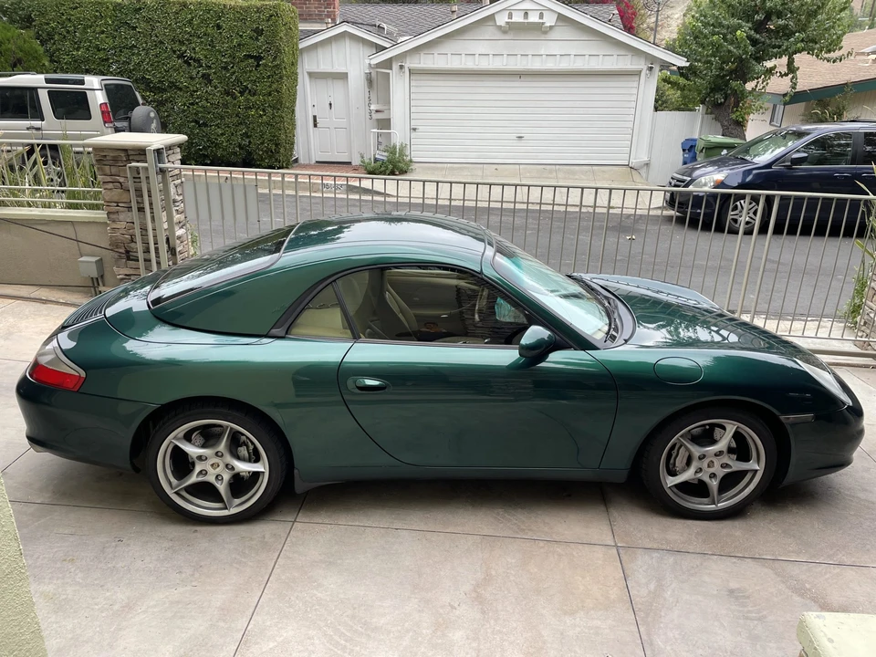 2002 Porsche 996 Carrera 4 - Image 21 of 31
