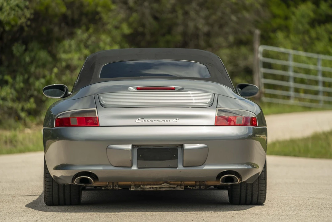 2002 Porsche 996 Carrera - Image 30 of 31