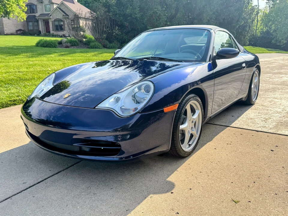2002 Porsche 996 Carrera 4 - Image 6 of 31