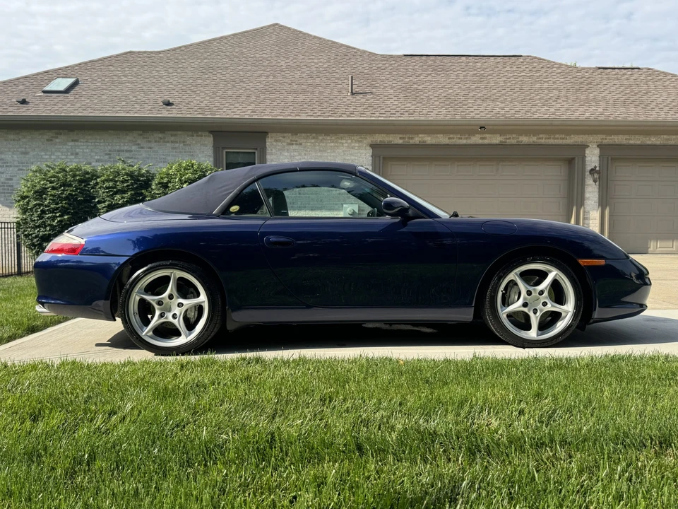 2002 Porsche 996 Carrera 4 - Image 29 of 31