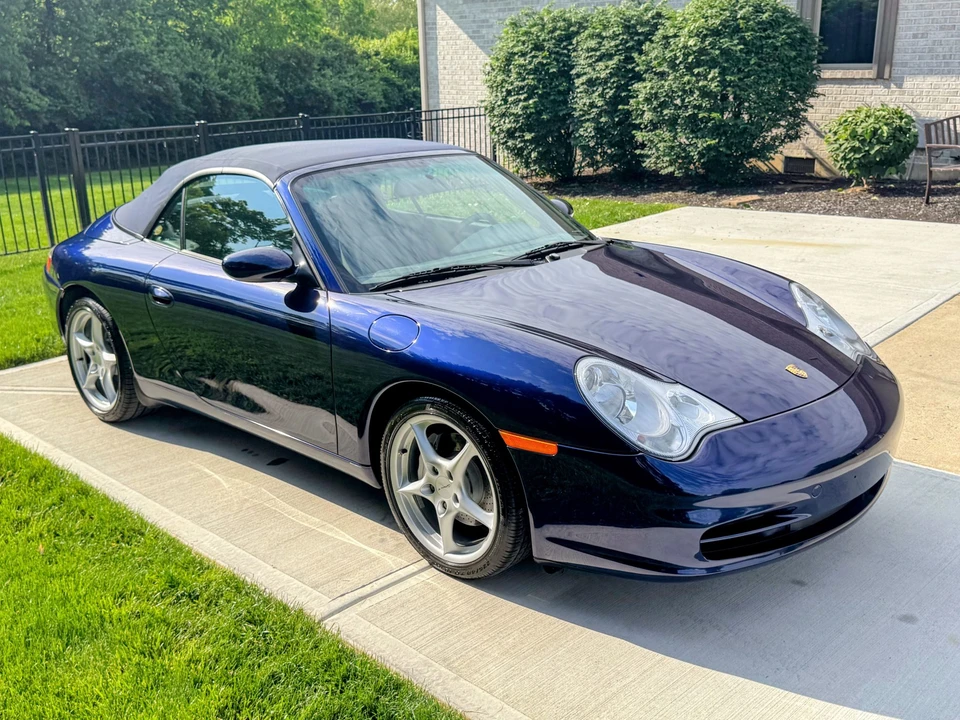 2002 Porsche 996 Carrera 4 - Image 18 of 31