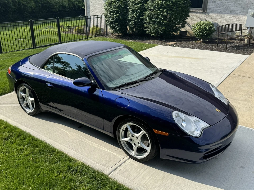2002 Porsche 996 Carrera 4 - Image 19 of 31