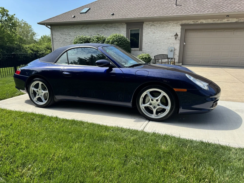2002 Porsche 996 Carrera 4 - Image 24 of 31