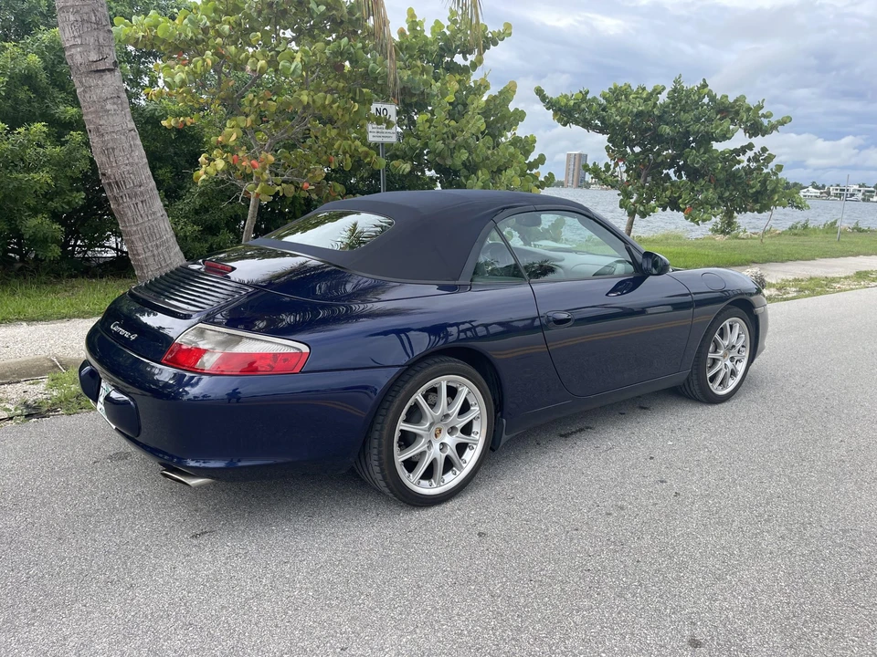 2002 Porsche 996 Carrera 4 - Image 12 of 31
