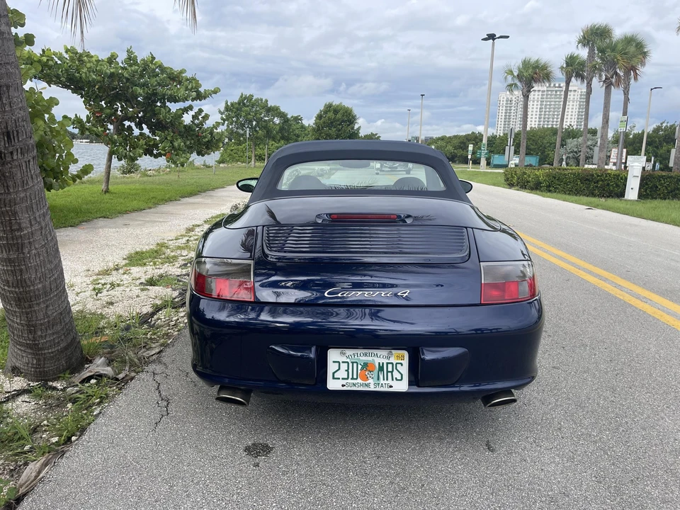 2002 Porsche 996 Carrera 4 - Image 13 of 31
