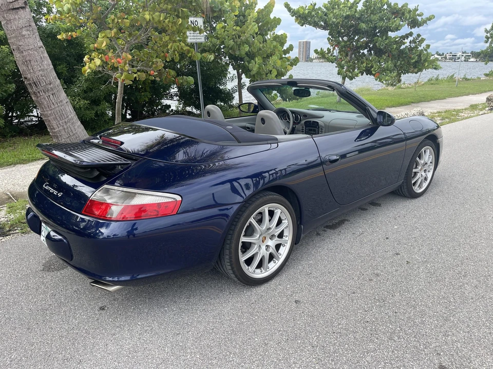 2002 Porsche 996 Carrera 4 - Image 6 of 31