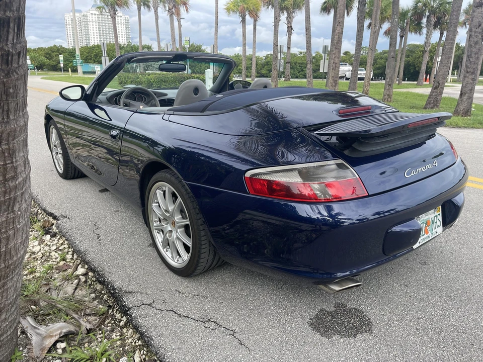 2002 Porsche 996 Carrera 4 - Image 8 of 31